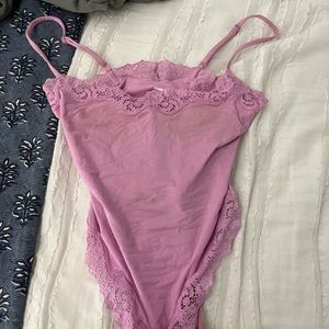 Skims lace bodysuit petal. Color not sold anymore